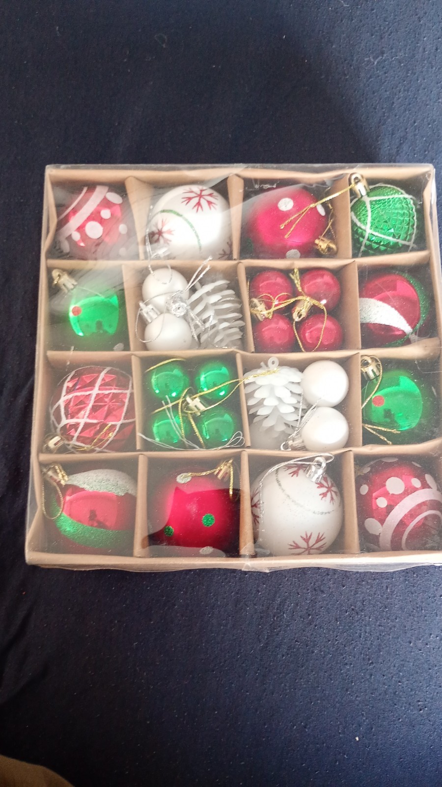 Christmas Baubles and Ornaments – Decorative Hanging Ball Set 42pcs
