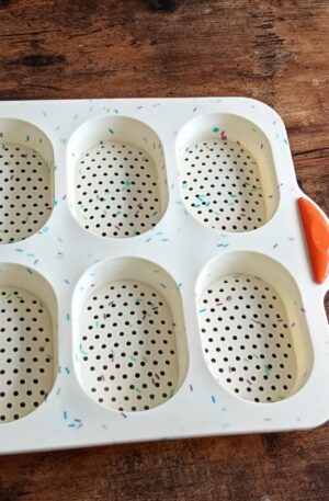 Mini Loaf Silicone Mould 8 Cavities Bread Baking Tray Great British Bake Off