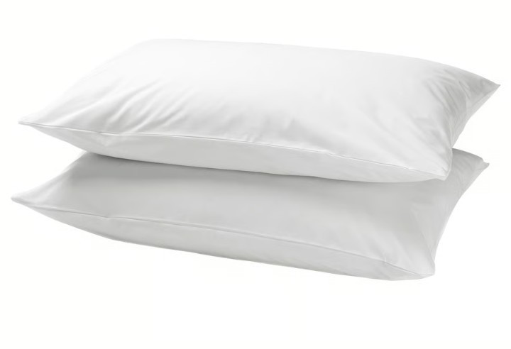 Amazon Basics Microfiber Pillowcase Bright White, 80x50cm, Pack of 2