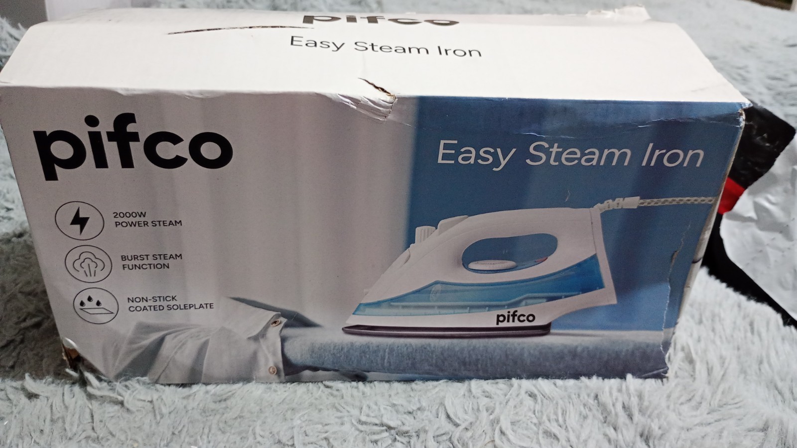 PIFCO Easy Steam Iron - Non-stick Soleplate - Lightweight - 2000w - 10ml Blue