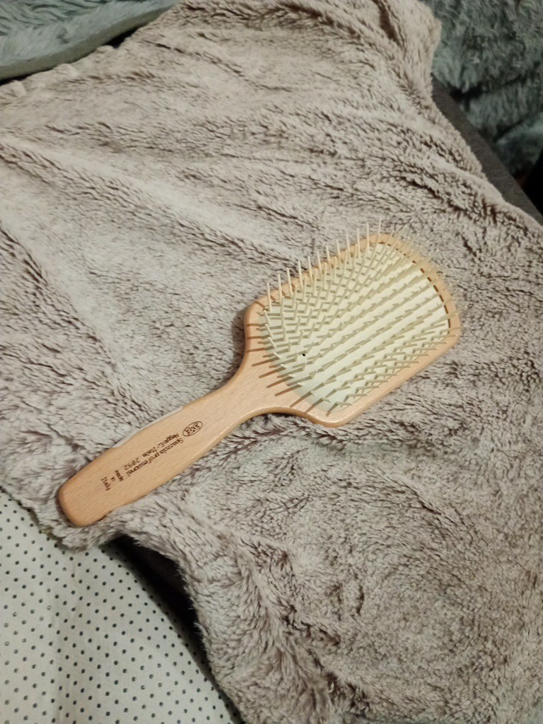 3VE Premiere 2092 Large Head Hair Brush with Beechwood Handle, Whale Spikes - Image 5