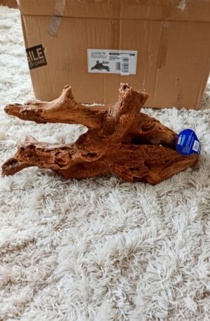 Classic Ornament - Driftwood Backdrop 515 x 190 x 255mm