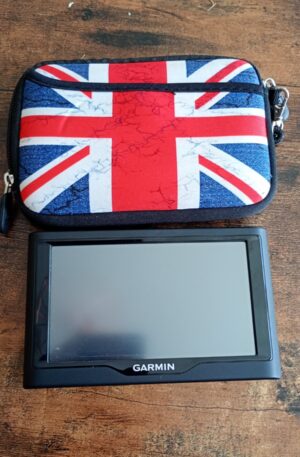 Garmin Nuvi 57LM  Sat Nav With Accessories