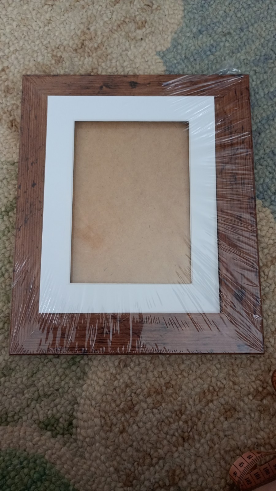 Metro Oak Photo Picture Frame with Ivory Mount Plastic Glass 30x24" Pi 24"x16"