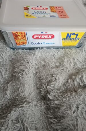 Pyrex Cook & Freeze Rectangular Dish with Lid 4L - Plastic & Glass